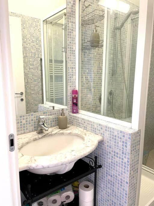 Splendido Trilocale A Due Passi Dal Mare Apartamento Santa Margherita Ligure Exterior foto